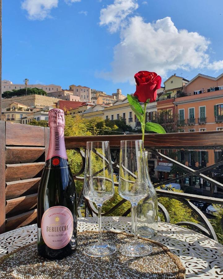 La Residenza Sul Largo Hotel Cagliari Bagian luar foto