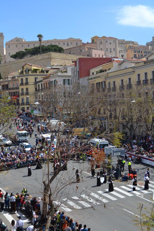 La Residenza Sul Largo Hotel Cagliari Bagian luar foto